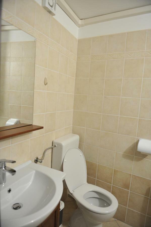 Apartmaji Kumar Шмартно Экстерьер фото